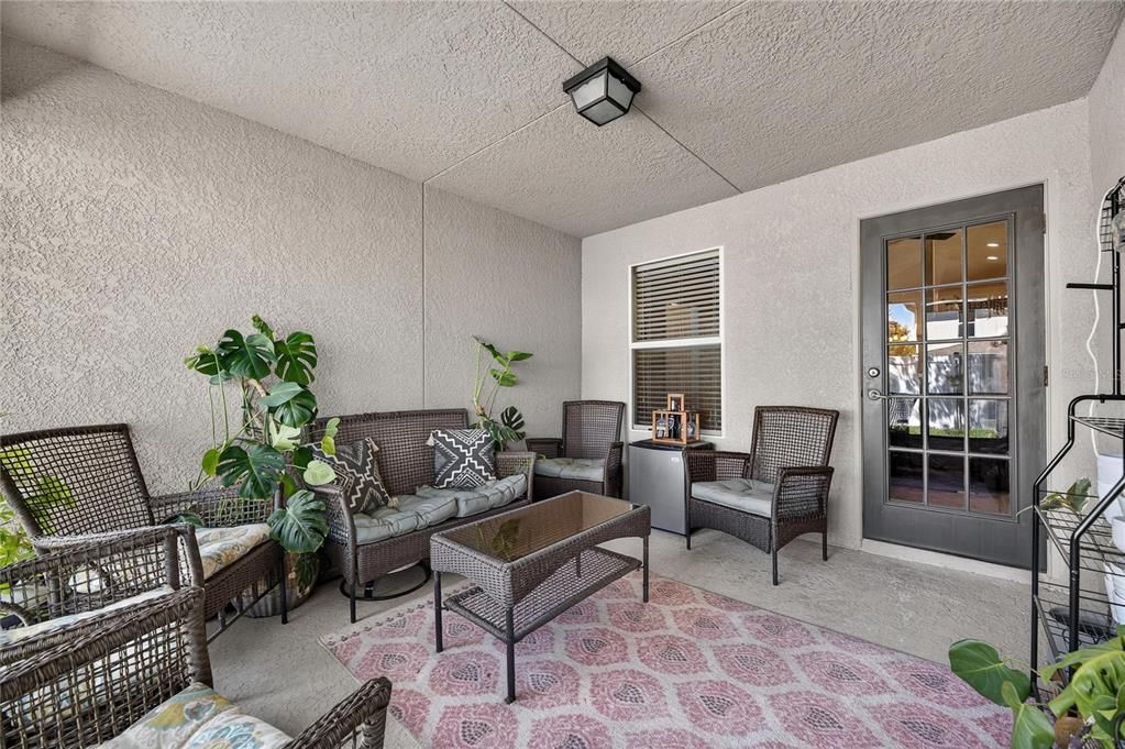 En Venta: $349,900 (3 camas, 2 baños, 2237 Pies cuadrados)