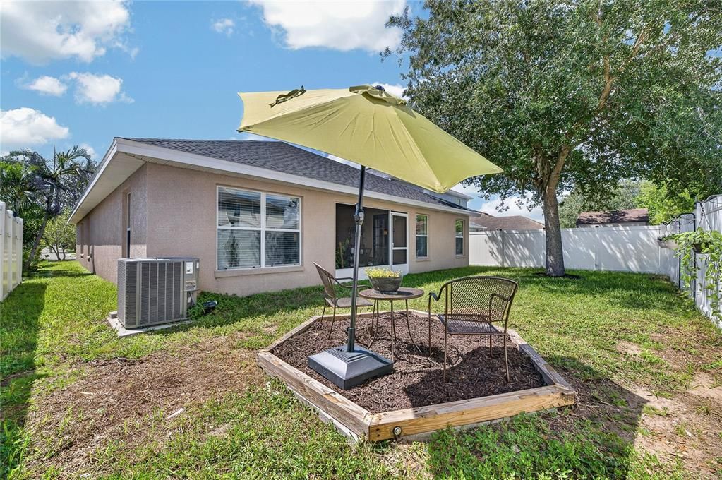 En Venta: $349,900 (3 camas, 2 baños, 2237 Pies cuadrados)