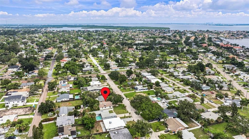 For Rent: $4,650 (3 beds, 3 baths, 1320 Square Feet)