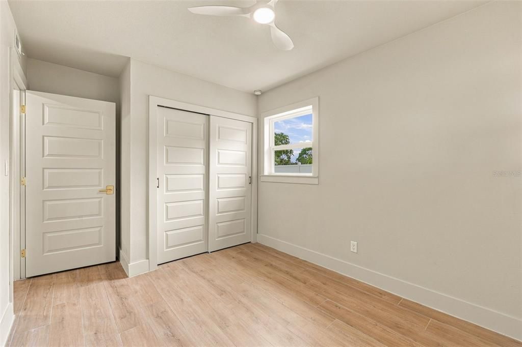 For Rent: $4,650 (3 beds, 3 baths, 1320 Square Feet)