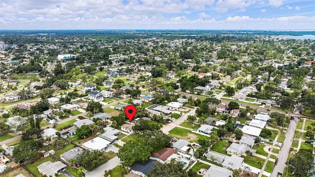 For Rent: $4,650 (3 beds, 3 baths, 1320 Square Feet)