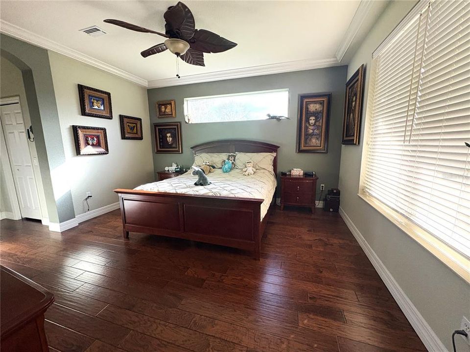 En Venta: $495,000 (3 camas, 2 baños, 2085 Pies cuadrados)
