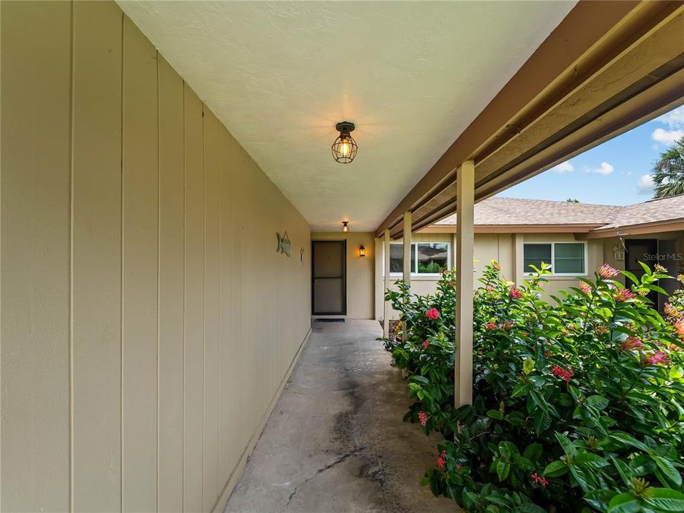 En Venta: $310,000 (2 camas, 2 baños, 1093 Pies cuadrados)
