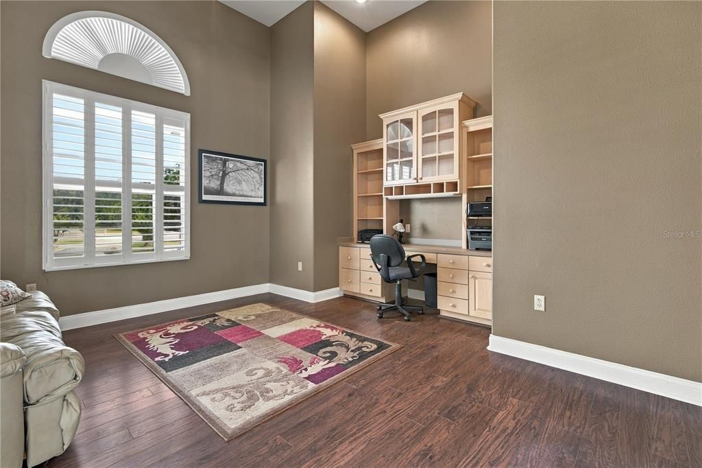 For Sale: $1,350,000 (3 beds, 2 baths, 3364 Square Feet)