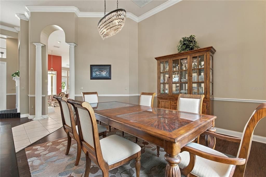 For Sale: $1,350,000 (3 beds, 2 baths, 3364 Square Feet)