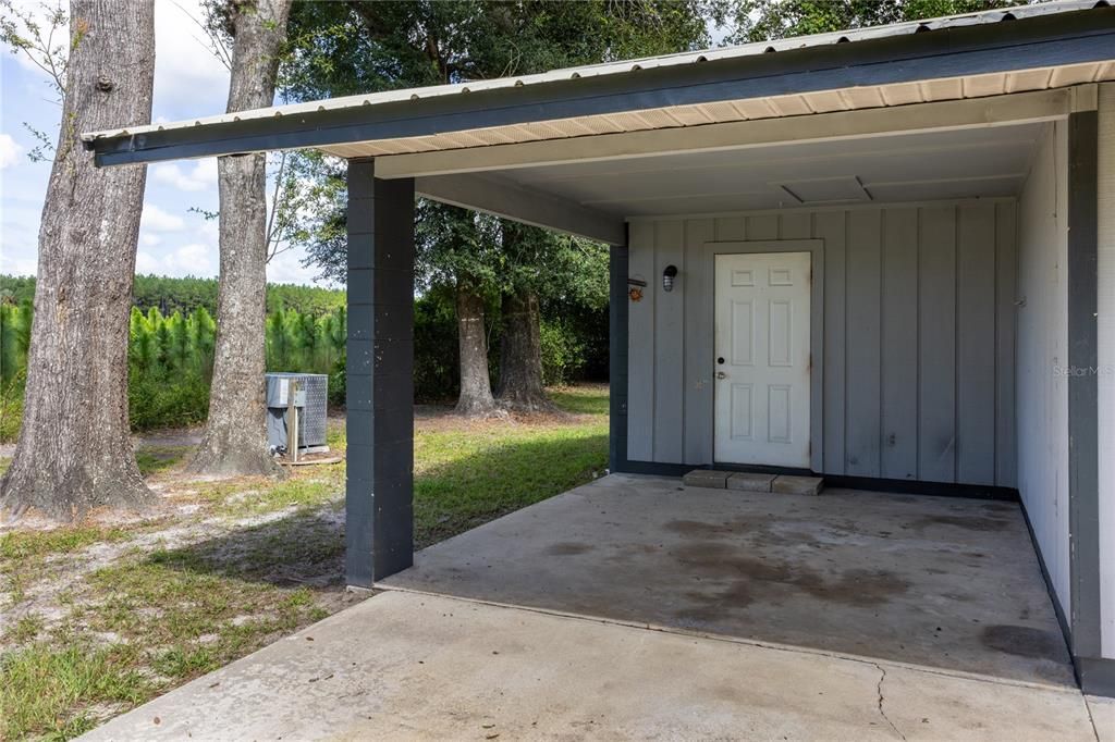 For Sale: $206,000 (3 beds, 1 baths, 1040 Square Feet)