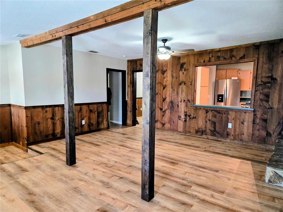 En Renta: $2,250 (3 camas, 2 baños, 1888 Pies cuadrados)