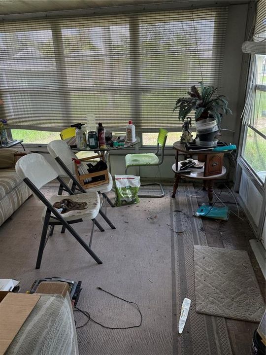 For Sale: $169,900 (2 beds, 1 baths, 775 Square Feet)