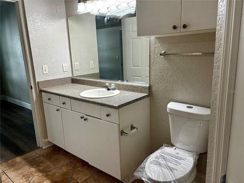 For Rent: $1,480 (1 beds, 1 baths, 685 Square Feet)