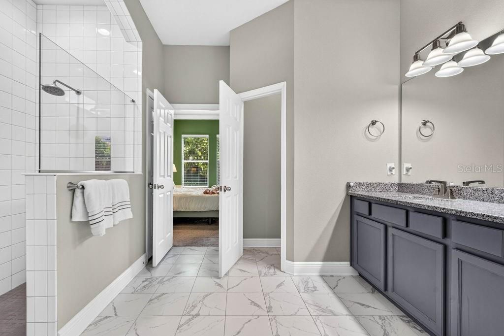 En Venta: $785,000 (4 camas, 3 baños, 3088 Pies cuadrados)