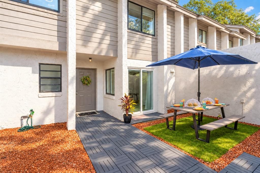For Sale: $298,000 (3 beds, 2 baths, 1314 Square Feet)