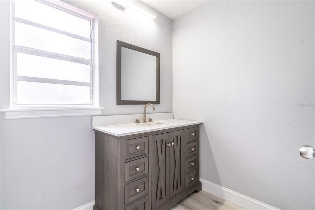 For Sale: $298,000 (3 beds, 2 baths, 1314 Square Feet)