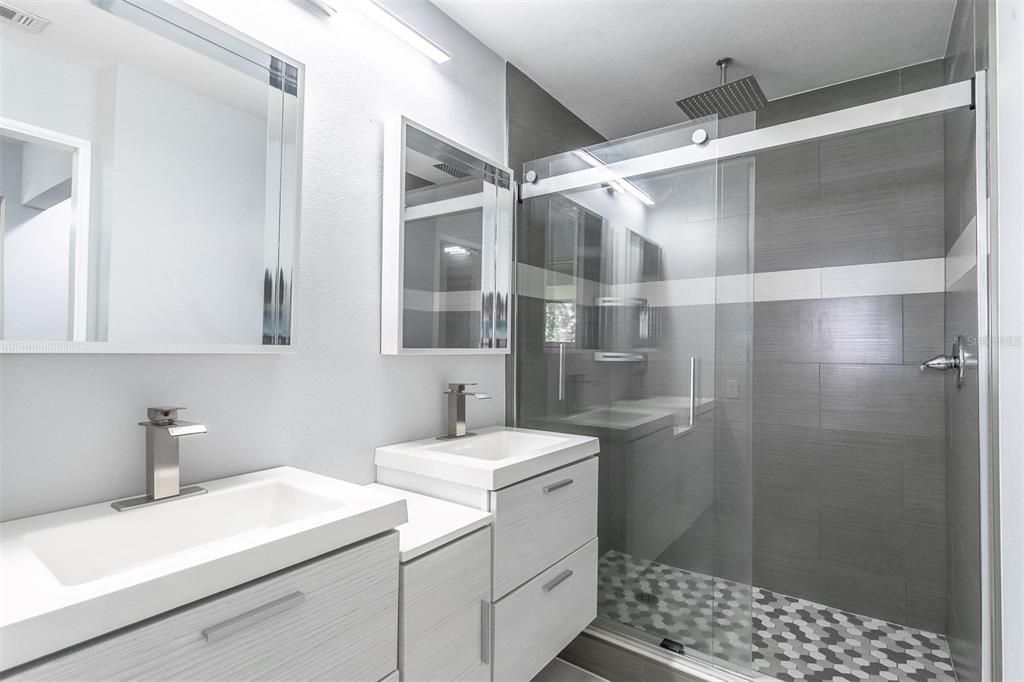 For Sale: $298,000 (3 beds, 2 baths, 1314 Square Feet)