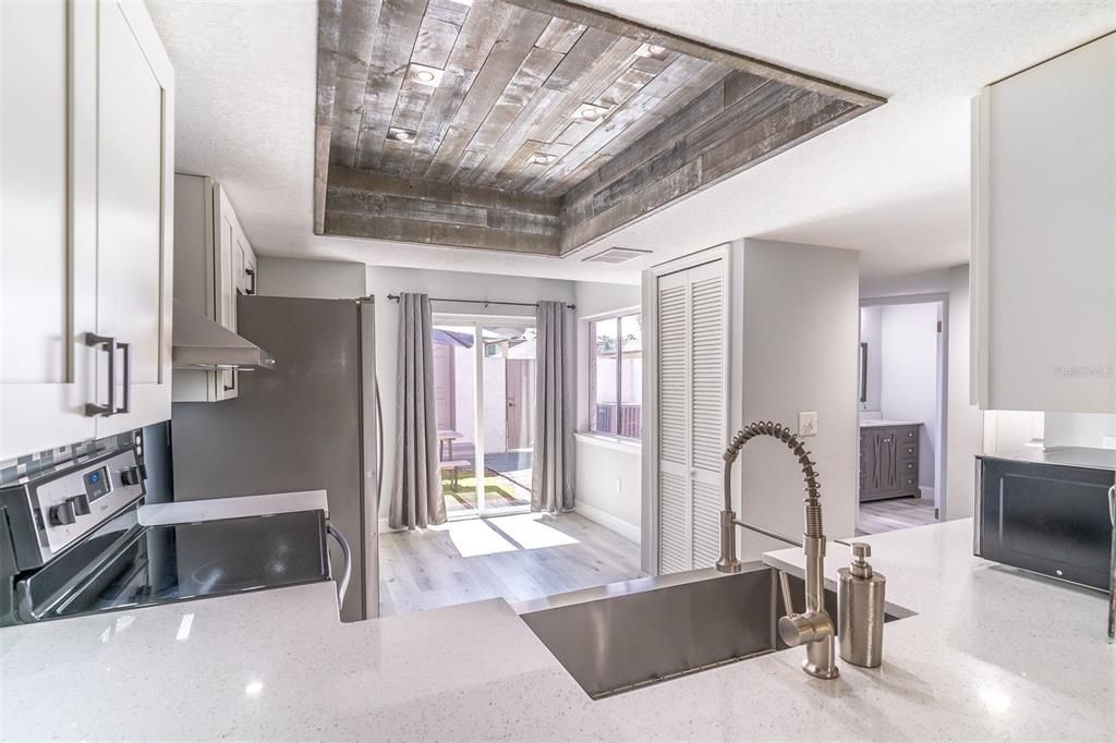 For Sale: $298,000 (3 beds, 2 baths, 1314 Square Feet)