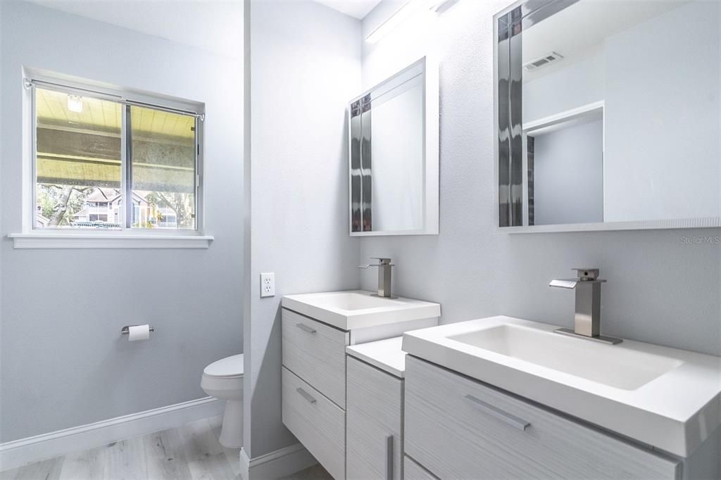 For Sale: $298,000 (3 beds, 2 baths, 1314 Square Feet)