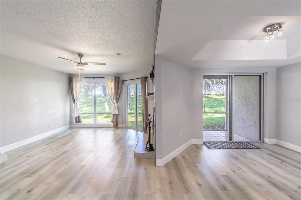 For Sale: $298,000 (3 beds, 2 baths, 1314 Square Feet)