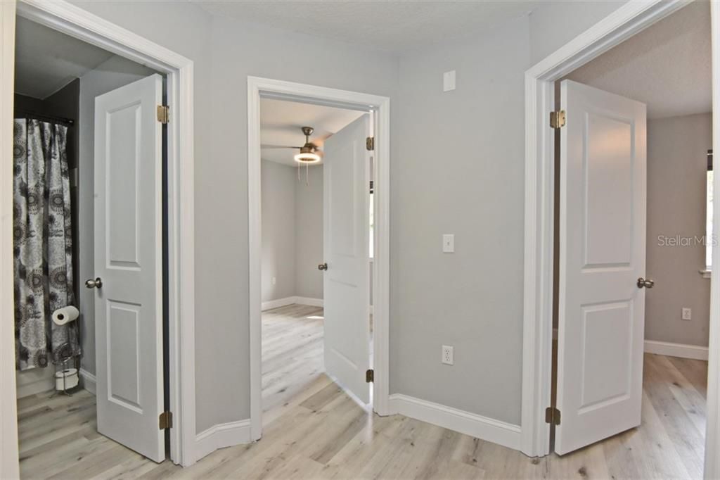 For Sale: $298,000 (3 beds, 2 baths, 1314 Square Feet)
