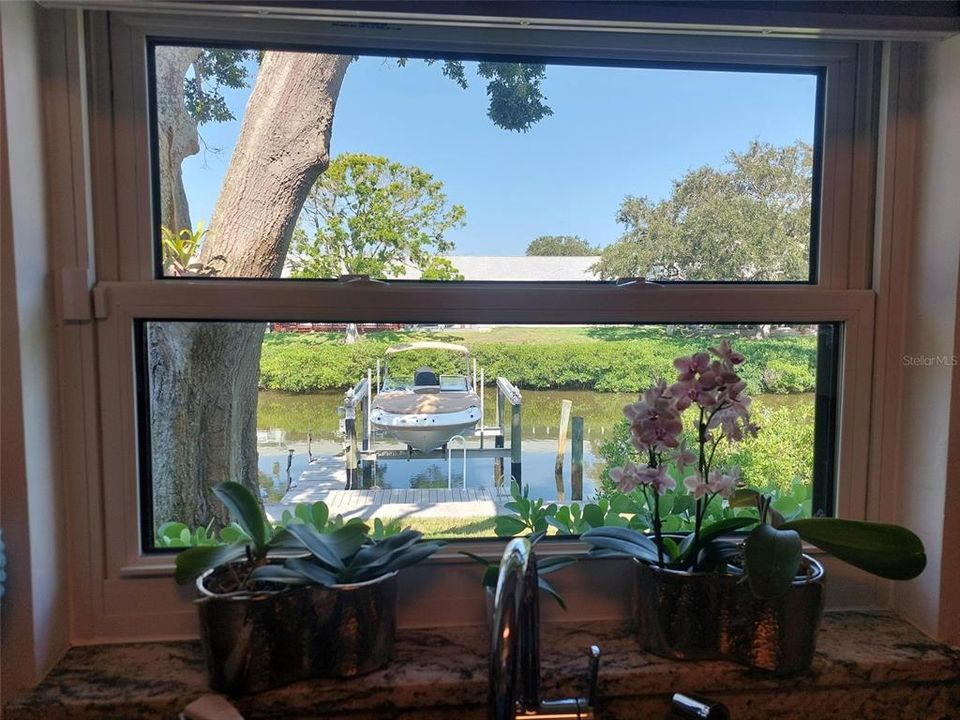 For Sale: $435,000 (2 beds, 2 baths, 1440 Square Feet)