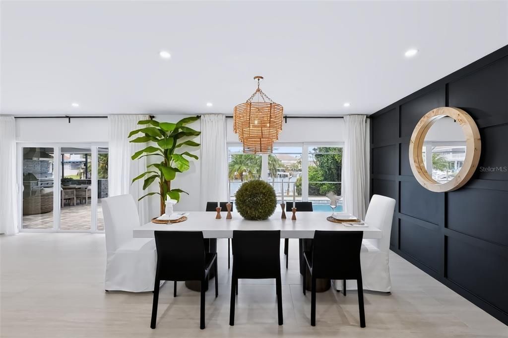 En Venta: $2,400,000 (3 camas, 4 baños, 2800 Pies cuadrados)