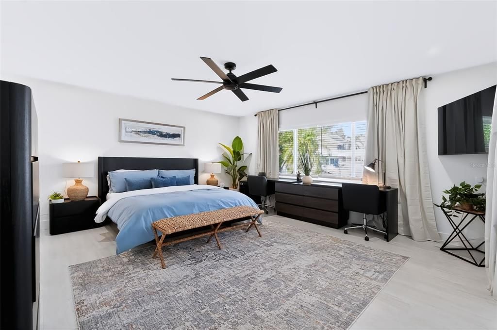 En Venta: $2,400,000 (3 camas, 4 baños, 2800 Pies cuadrados)