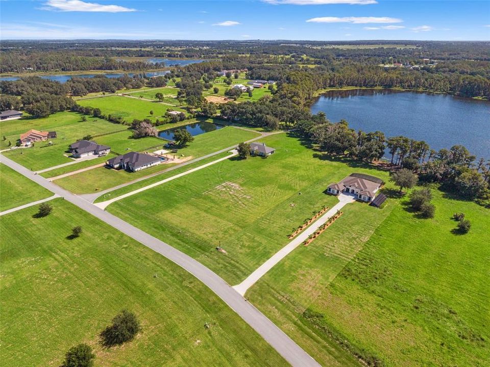 待售: $350,000 (3.36 acres)