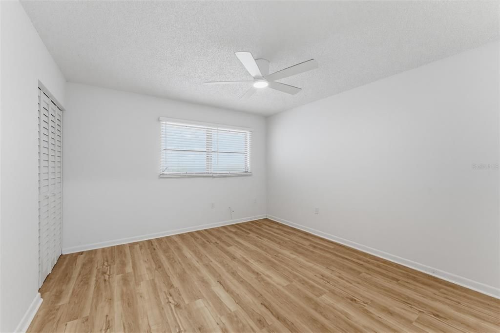 For Rent: $1,800 (1 beds, 1 baths, 725 Square Feet)