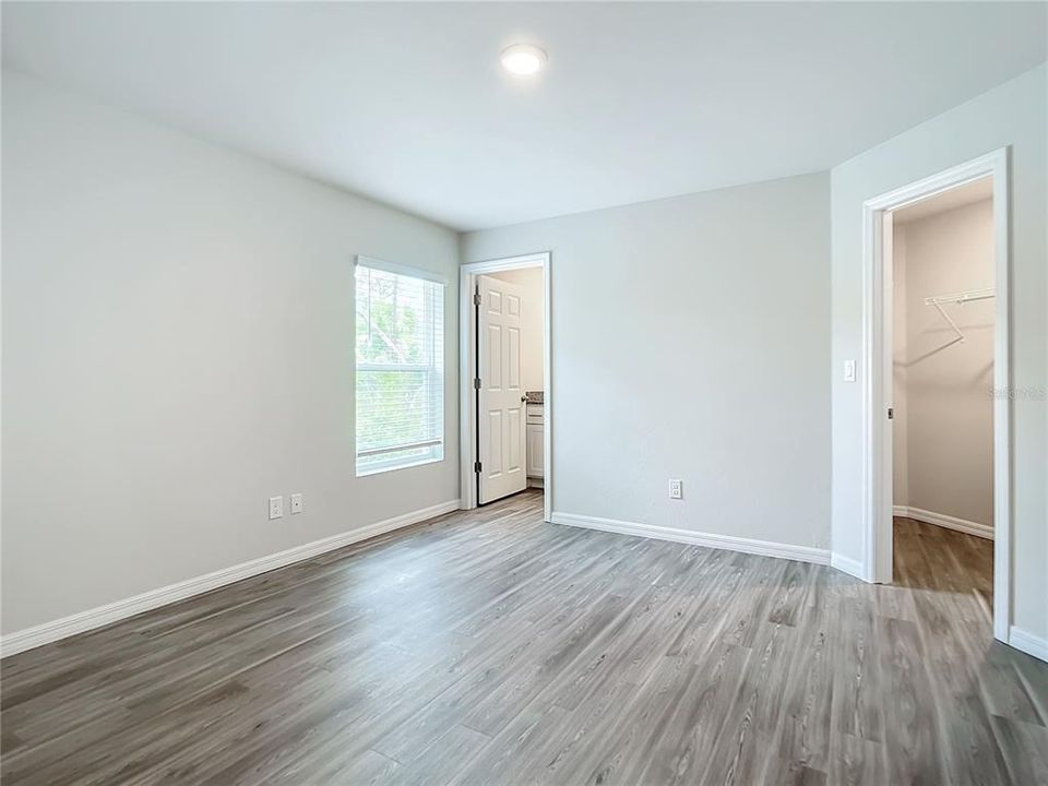 En Venta: $412,500 (4 camas, 0 baños, 2068 Pies cuadrados)