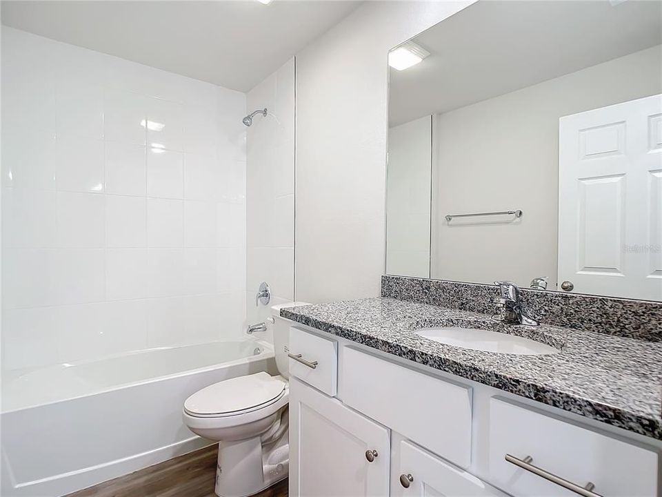 En Venta: $412,500 (4 camas, 0 baños, 2068 Pies cuadrados)
