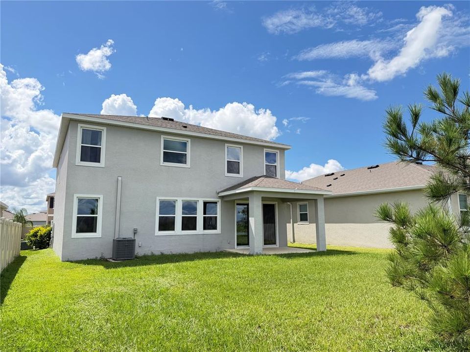 For Rent: $3,200 (4 beds, 3 baths, 2756 Square Feet)