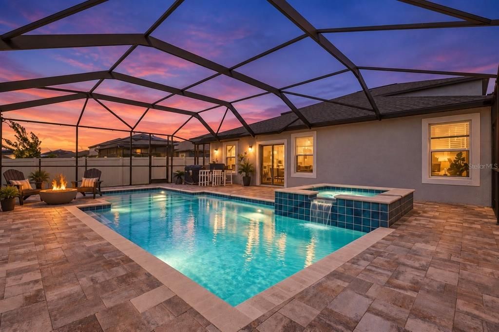 For Sale: $625,000 (5 beds, 2 baths, 2949 Square Feet)