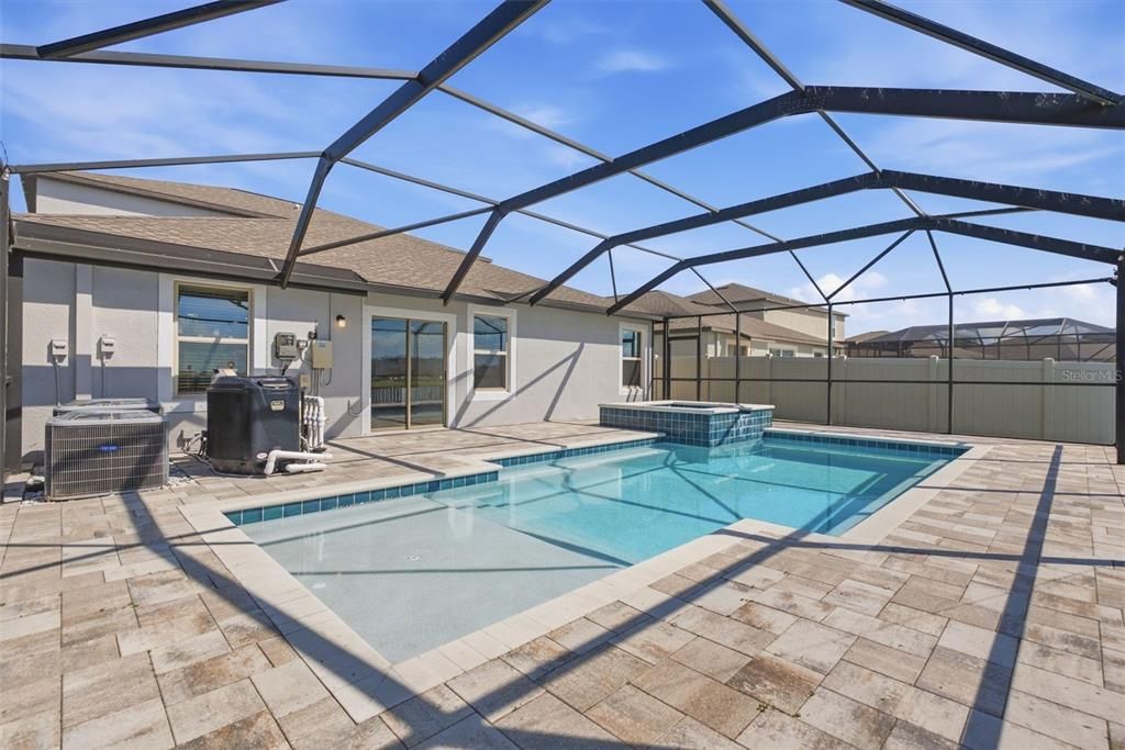 For Sale: $625,000 (5 beds, 2 baths, 2949 Square Feet)