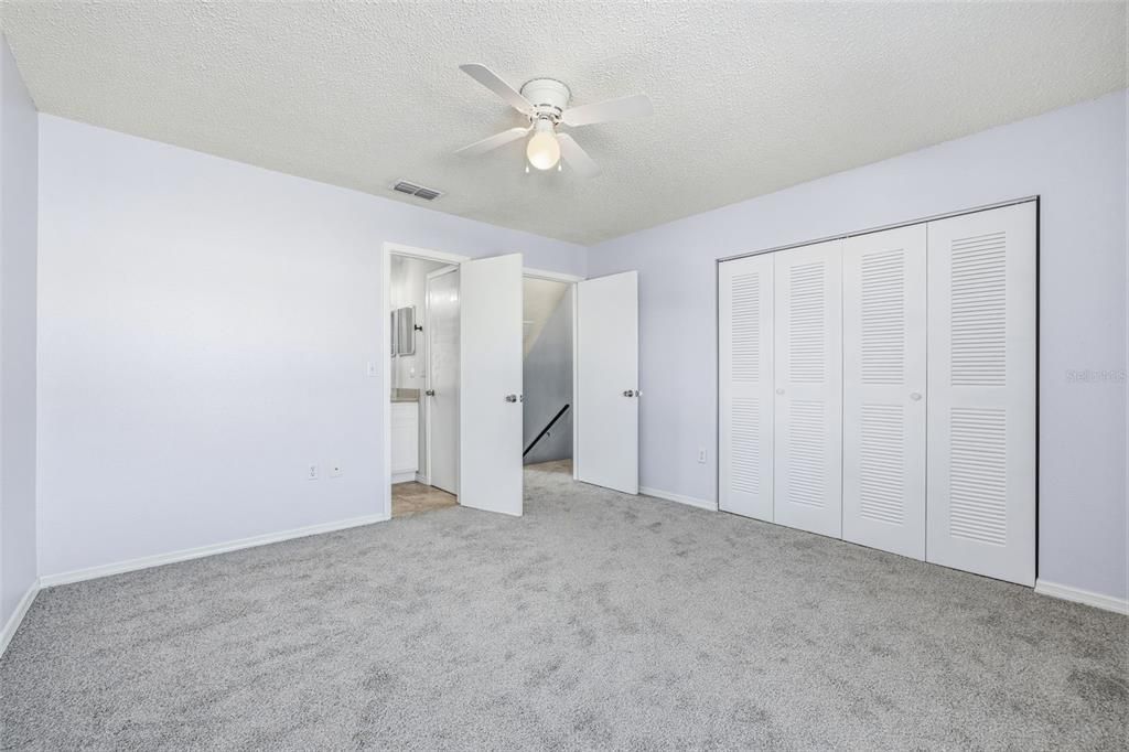 For Rent: $1,800 (2 beds, 1 baths, 960 Square Feet)
