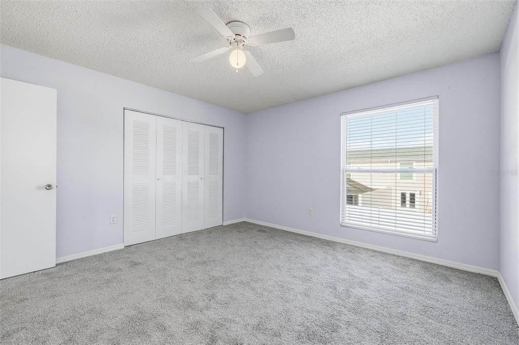 For Rent: $1,800 (2 beds, 1 baths, 960 Square Feet)