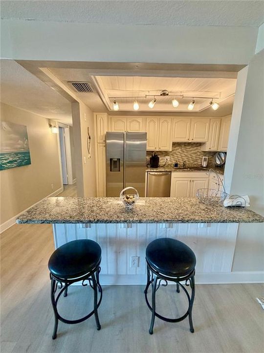 For Rent: $3,500 (2 beds, 2 baths, 1409 Square Feet)