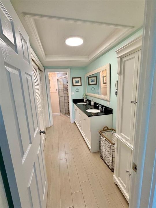 For Rent: $3,500 (2 beds, 2 baths, 1409 Square Feet)