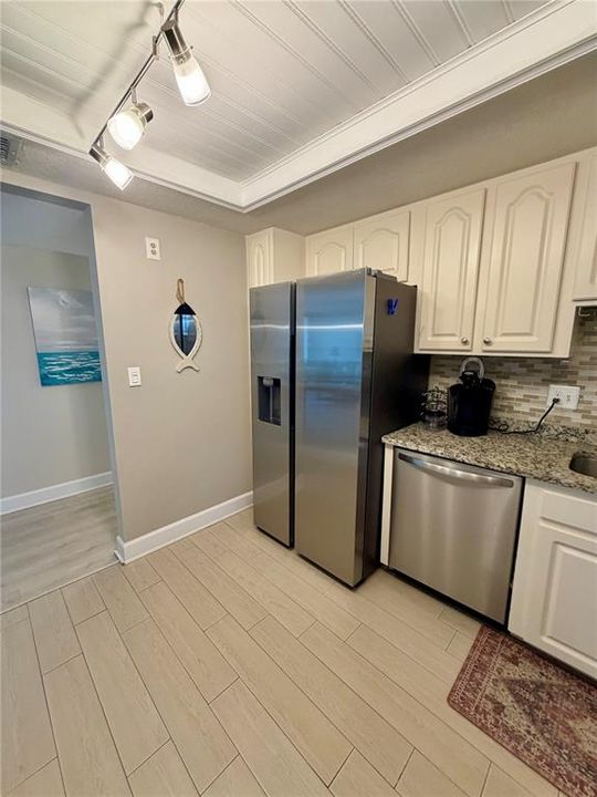 For Rent: $3,500 (2 beds, 2 baths, 1409 Square Feet)