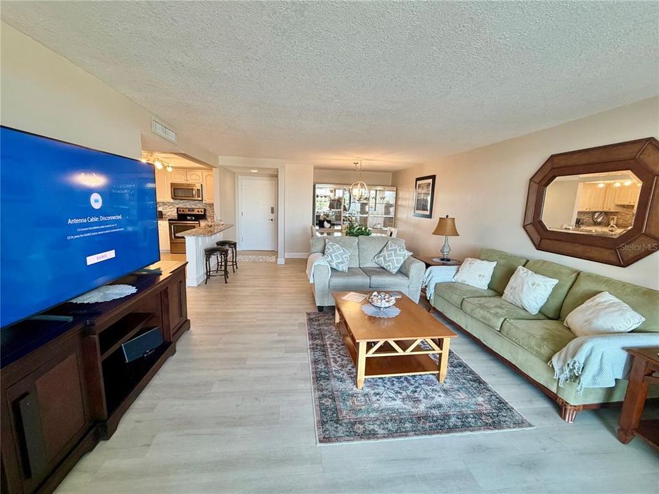 For Rent: $3,500 (2 beds, 2 baths, 1409 Square Feet)