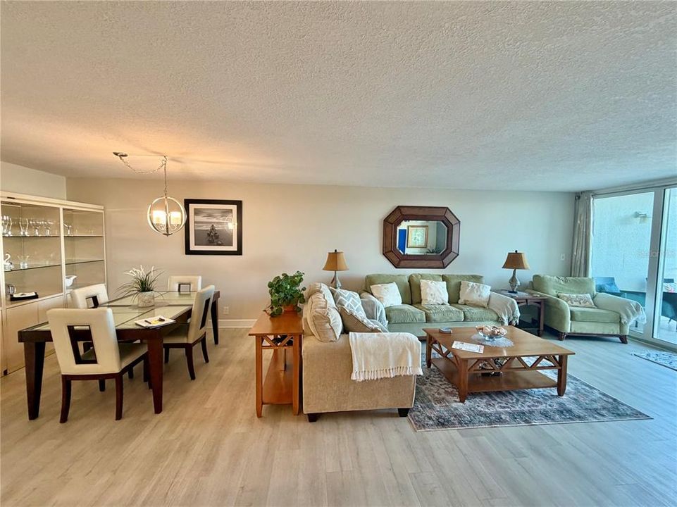 For Rent: $3,500 (2 beds, 2 baths, 1409 Square Feet)