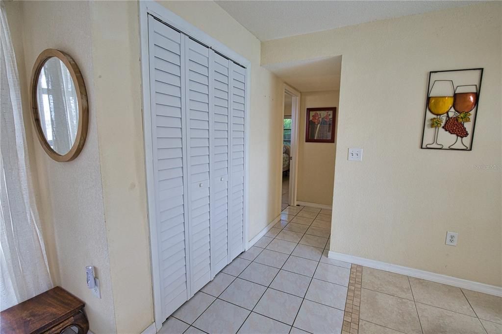 En Venta: $289,900 (3 camas, 2 baños, 1675 Pies cuadrados)