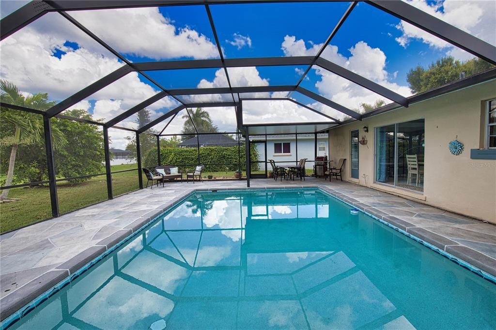 En Venta: $289,900 (3 camas, 2 baños, 1675 Pies cuadrados)