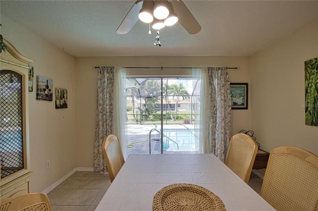 En Venta: $289,900 (3 camas, 2 baños, 1675 Pies cuadrados)