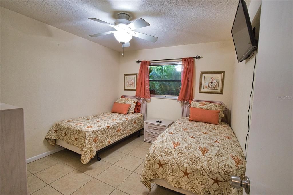 En Venta: $289,900 (3 camas, 2 baños, 1675 Pies cuadrados)