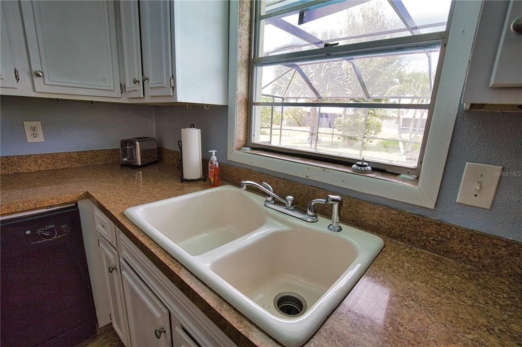 En Venta: $289,900 (3 camas, 2 baños, 1675 Pies cuadrados)