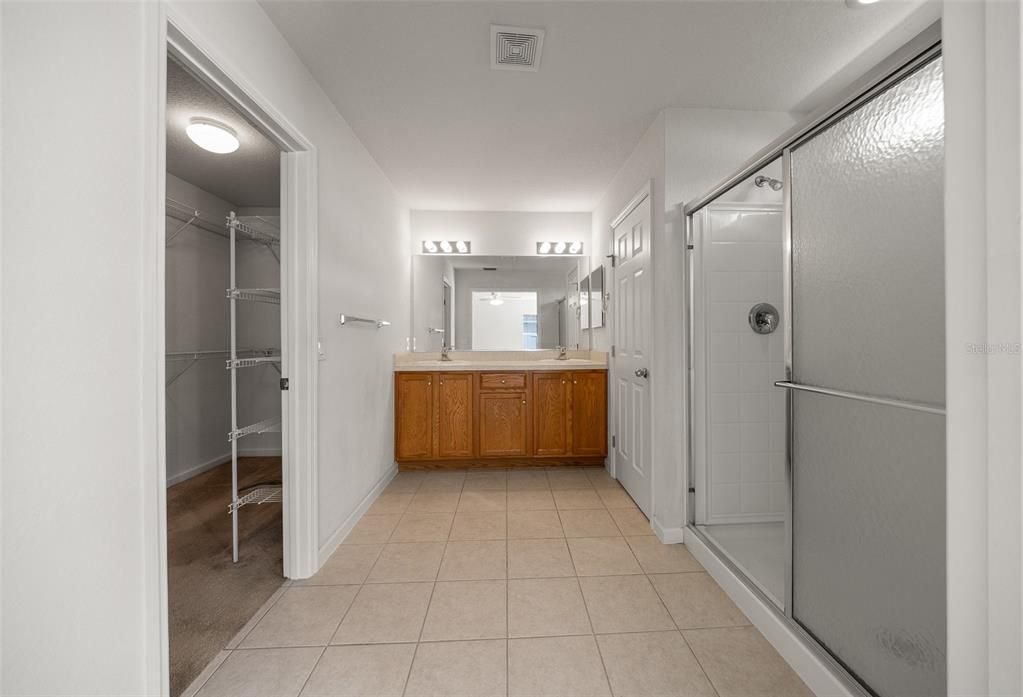 For Sale: $239,000 (2 beds, 2 baths, 1465 Square Feet)