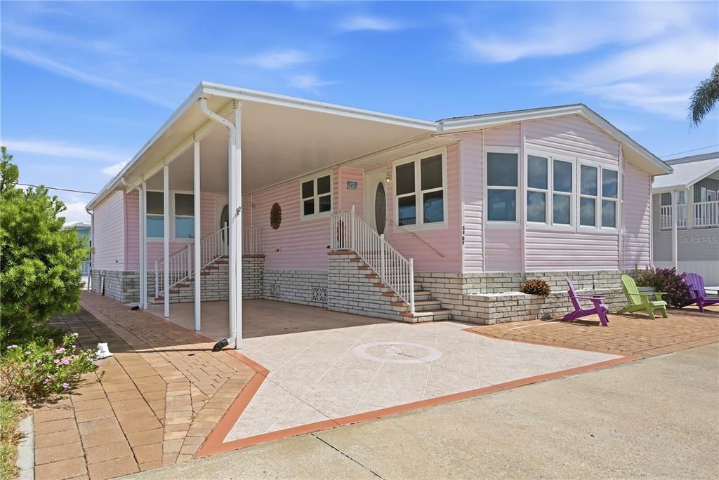 : $595,000 (3 спален, 2 ванн, 1948 Квадратных фут)