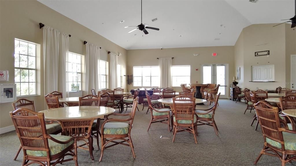 For Sale: $325,000 (3 beds, 3 baths, 2572 Square Feet)