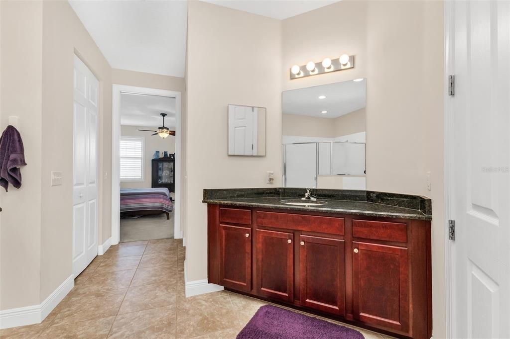 For Sale: $325,000 (3 beds, 3 baths, 2572 Square Feet)