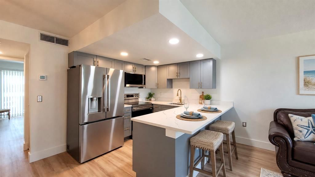 For Rent: $3,700 (1 beds, 1 baths, 619 Square Feet)