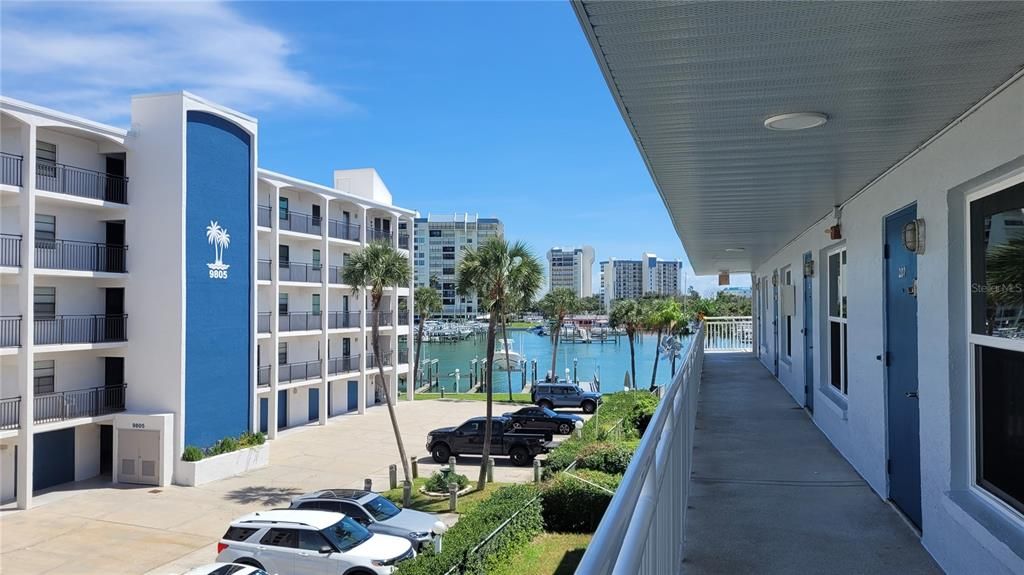 For Rent: $3,700 (1 beds, 1 baths, 619 Square Feet)