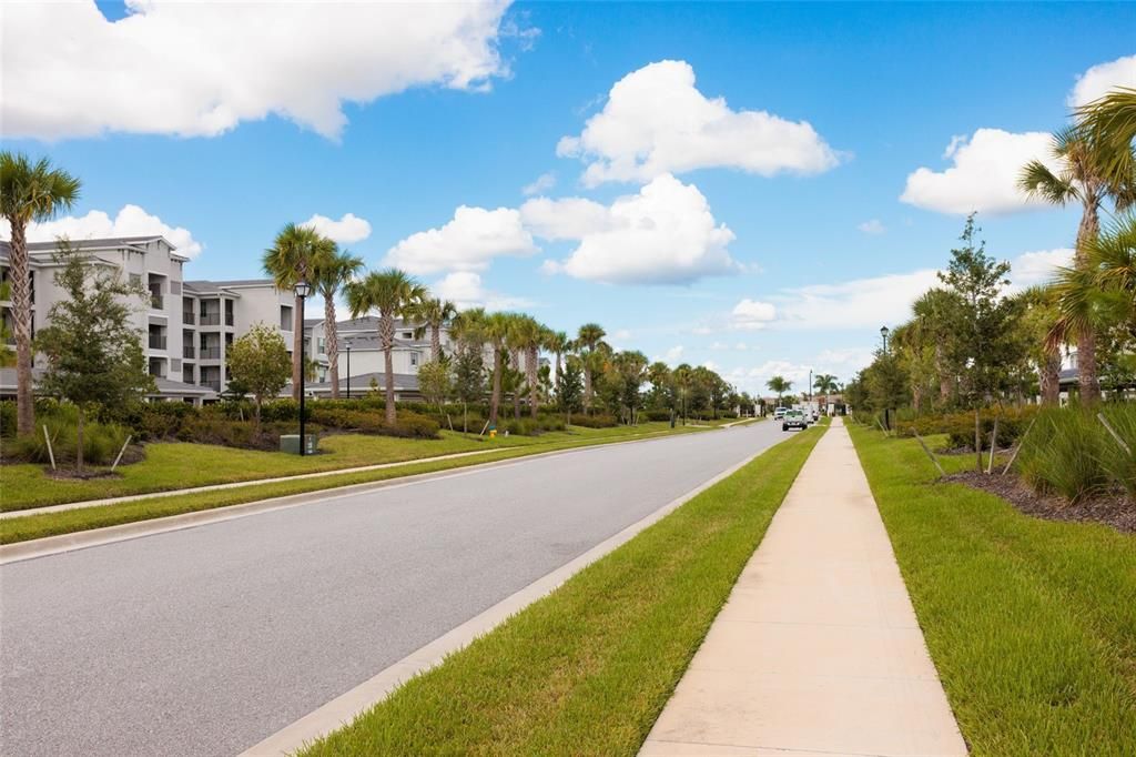 For Sale: $274,900 (2 beds, 2 baths, 1154 Square Feet)
